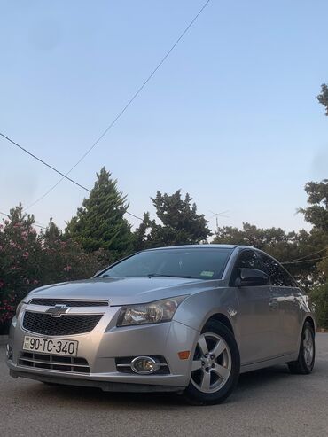Chevrolet Cruze: 1.8 l | 2014 il 203788 km
