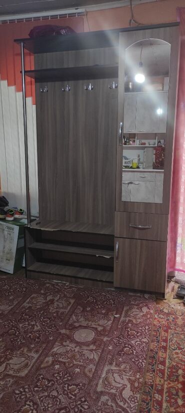 альянс мебель бишкек каталог: Кире бериш үчүн шкаф, Колдонулган, Күзгүсү менен, ЛДСП
