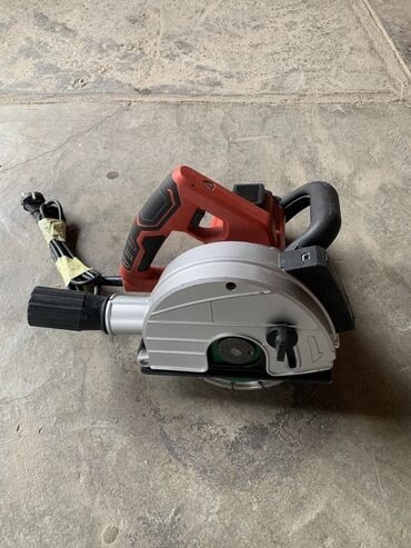 полировальные машины: Продаю штроборез б/у в идеальном рабочем состоянии. Причина продажи