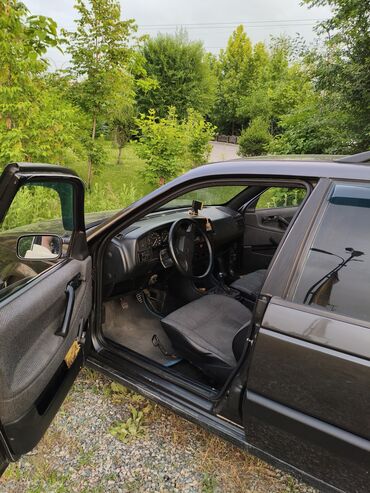 поворотник пассат б3: Volkswagen Passat: 1990 г., 1.8 л, Механика, Бензин, Универсал