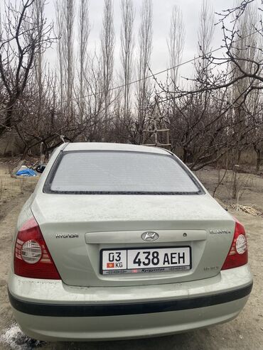 Hyundai: Hyundai Elantra: 2003 г., 1.6 л, Механика, Бензин, Седан