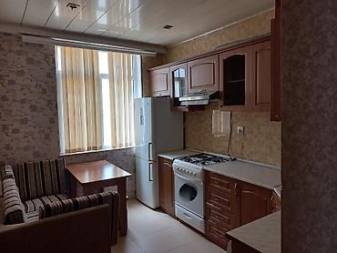 divan fabrika: Tam mebellı mənzil – 2 otaq - Yataq otağı: iki tərəfli şkaf-garderob — 3