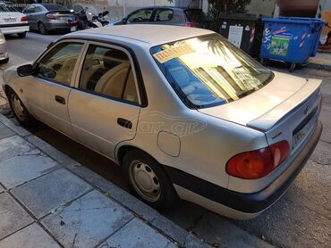 Toyota: Toyota Corolla: 1.3 l. | 1998 έ. Λιμουζίνα — 2