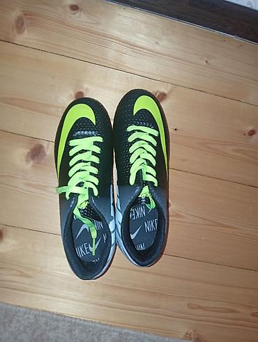 Butslar Nike, Ölçü: 36, Yeni