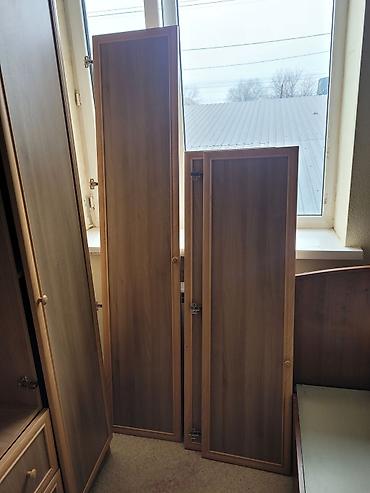 Двуспальные кровати: Двуспальная кровать с матрасом. - Размер спального места — 8