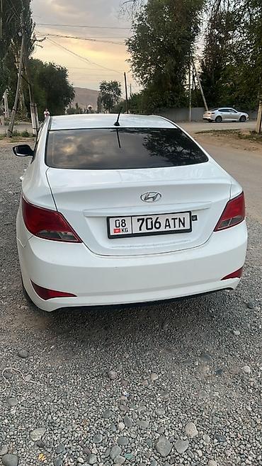 solaris accent: Hyundai Solaris: 2014 г., 1.4 л, Механика, Бензин, Седан — 3