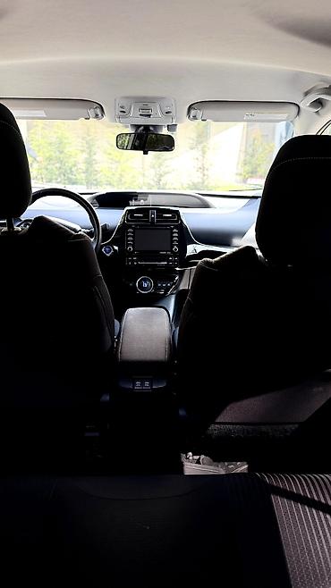 Toyota: Toyota Prius: 2019 г., 1.8 л, Гибрид, Хэтчбэк — 11