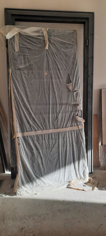 Teze qapidi salafandaydi sadece wekile gore cixartdig 210 × 1 di