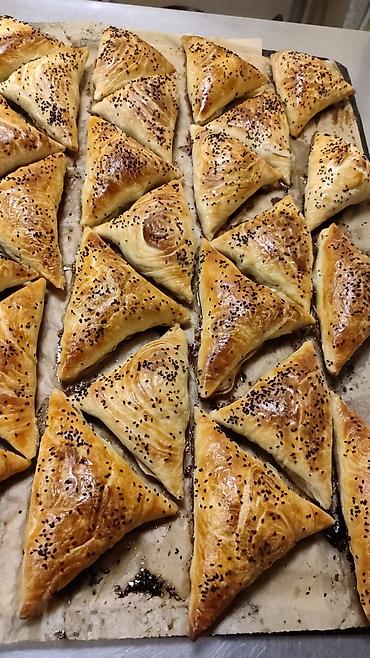 Готовые блюда, кулинария: Готовая еда и полуфабрикаты собственного производства Ассортимент: - — 4