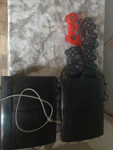 Riyaziyyat: PlayStation 3 Super Slim oyun konsolları dəsti - 2 ədəd PS3 Super