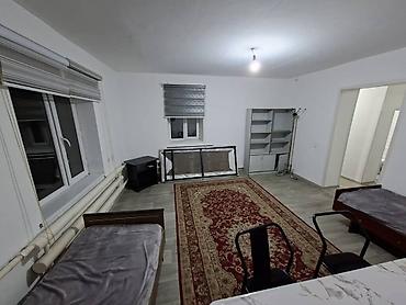 Долгосрочная аренда домов: 31 м², 2 комнаты — 7