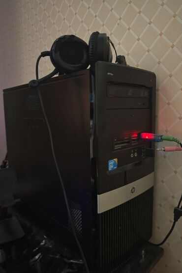 Masaüstü kompüterlər və iş stansiyaları: Hp original korpusu Ekran karti : Nvidia Gts 250 2gb Cpu : Intel Core