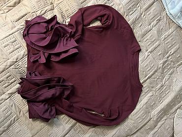 Кофты, свитеры: Набор женских вещей: 1) Жилет из натурального меха (визуально — — 5