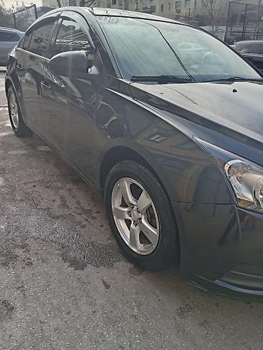 Chevrolet: Chevrolet Cruze: 1.4 l | 2011 il 341790 km Sedan — 11