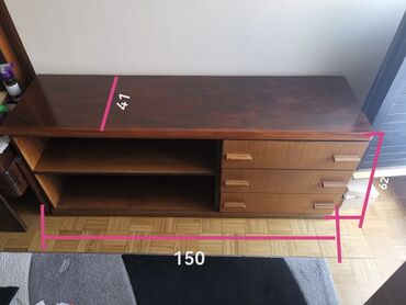 velika kutija za nakit: TV stand, Used