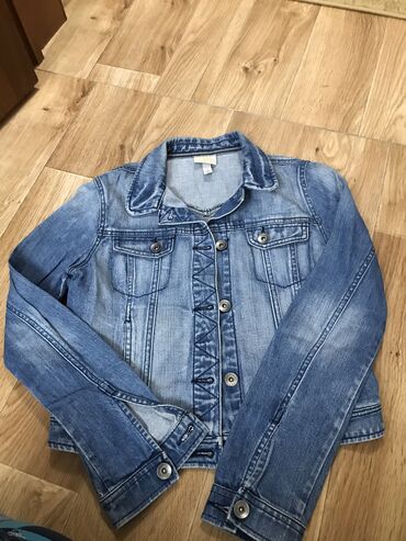 джинсовое платье в горошек: Джинсовая куртка, S (EU 36), M (EU 38)
