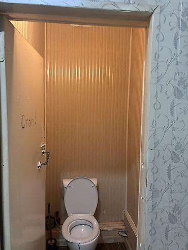 Продажа коттеджей и домов: 6 комнат, 106 м², 5 соток, Бишкек, ул. Калык Акиева Собственник — 17