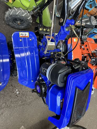 Дизельные мотоблоки: Мотоблок бензиновый редуктор 8 лаш 5 л бак фреза доставка по городу — 14