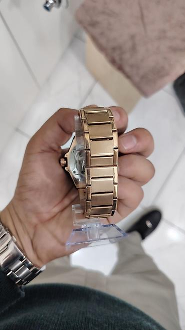 muncuq qolbaqlar: Yeni, Qol saatı, Hublot, rəng - Qızılı — 4