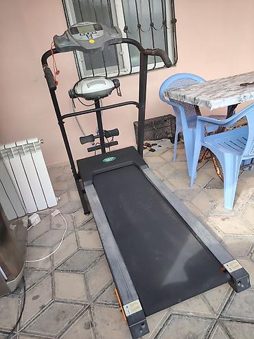 qaçış aparat: Green Hill qaçış trenajoru - Elektrikli qaçış yolu, LCD displeyli — 1