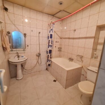 Günlük kirayə mənzillər: 2 otaqlı, Səbail r. r-nu — 13