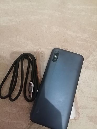 ломбард холодильник: Xiaomi, Mi 9, Б/у, 32 ГБ, цвет - Черный, 2 SIM — 2