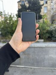 Apple iPhone: IPhone X, 64 GB, Ağ, Face ID — 3