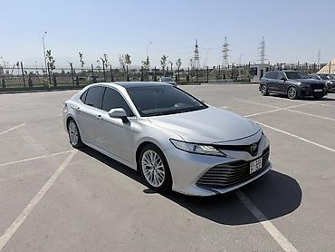авто краан: Toyota Camry: 2018 г., 2.5 л, Автомат, Бензин, Седан — 3