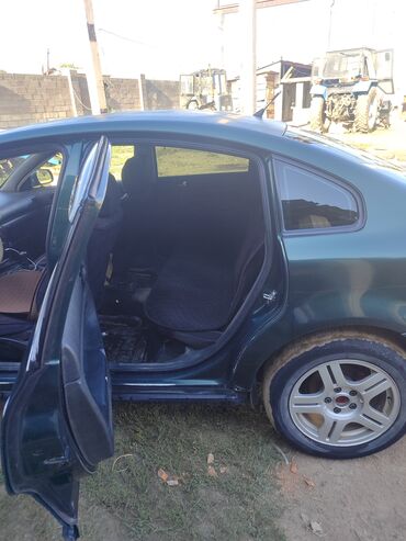 запчасти на опель вектра а: Volkswagen В5 1.6, (седан), темно-зелёный цвет. Салам алейкум ушу
