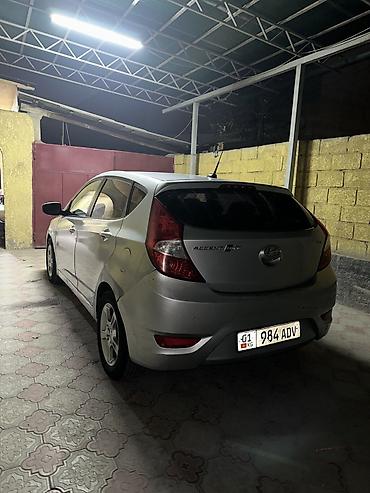 Hyundai: Hyundai Accent: 2011 г., Автомат, Бензин, Седан — 8