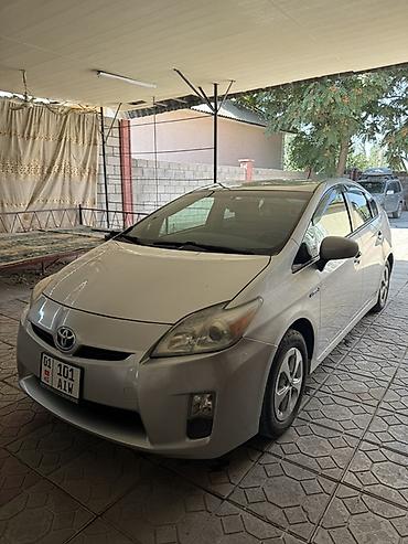 бортер: Toyota Prius: 2011 г., 1.8 л, Автомат, Гибрид, Хэтчбэк — 3