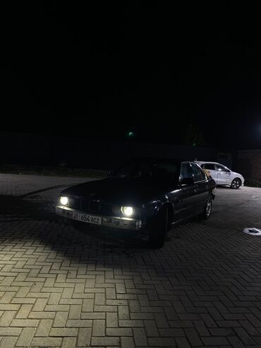 срочно продаю форд транзит: BMW 5 series: 1992 г., 2.5 л, Механика, Бензин, Седан