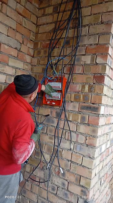 Электрики: Евро ремонт под ключ любые виды. Электро монтаж любой сложность — 10