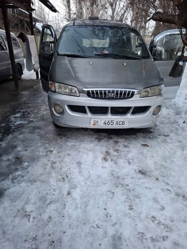 Hyundai: Hyundai Starex: 2000 г., 2.5 л, Механика, Дизель, Минивэн