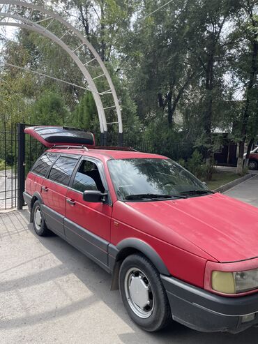 Volkswagen: Volkswagen Passat: 1990 г., 1.8 л, Механика, Бензин