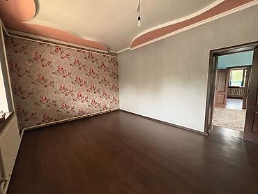 Үйлөрдү сатуу: 4 бөлмө, 100 м², 4 соток, Бишкек, Алтын-ордо ж/м Риелтор — 5