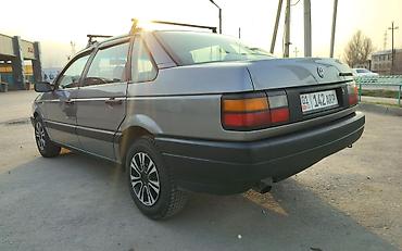 Volkswagen: Volkswagen Passat: 1991 г., 1.8 л, Механика, Бензин, Седан — 6