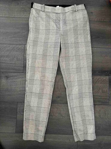 pantalone italijinemaju elastin: L (EU 40), bоја - Siva, Karirani