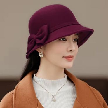 Ostala ženska odeća: Cena 1300din
Poručuje se,isporuka za nekoliko dana — 24