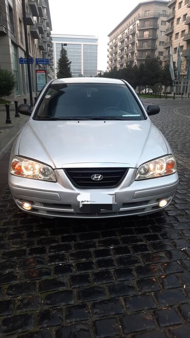 Hyundai: Hyundai Elantra: 1.6 l | 2004 il Sedan — 19