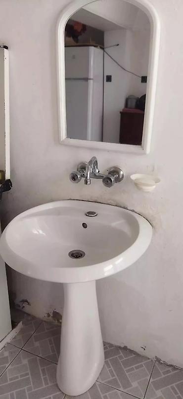 Daşınmaz əmlak: Ağ şəhərə yaxindir su qaz i̇şiq qi̇yməti̇n i̇çi̇ndədi̇r wi̇-fi̇ var — 10