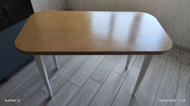 деревянные ножки для стола: Стол кухонный, писменый, шпонирвоный, столешница покрыта лаком