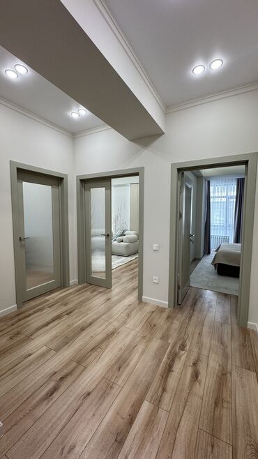 Продажа квартир: 2 комнаты, 76 м², Элитка, 9 этаж, Дизайнерский ремонт — 12