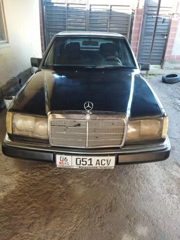 Mercedes-Benz: Mercedes-Benz 230: 1990 г., 2.3 л, Механика, Бензин, Седан