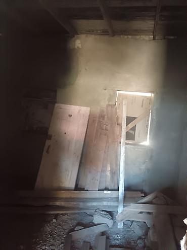 Daşınmaz əmlak: 4 otaqlı, 3 kv. m, Kredit yoxdur, Orta təmir — 5