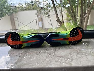 bot kar: Nike ZoomX Vaporfly Next% 3 (Fast Pack renk modeli). 36,5 ölçü — 4