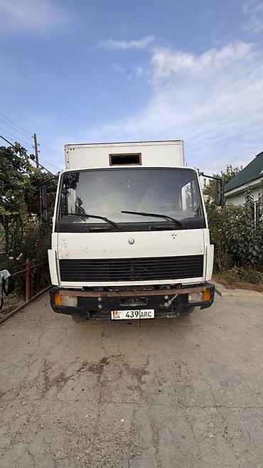 крыло на бмв е39: Грузовой автомобиль-фургон (бортовой короб), белый. Основные — 3