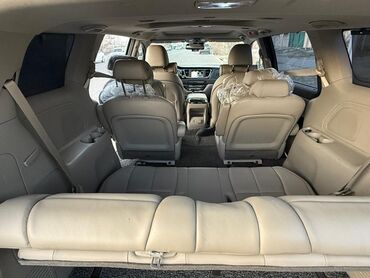 Kia: Kia Carnival: 2018 г., 2.2 л, Автомат, Дизель, Минивэн at lalafo.kg — 17 Kia: Kia Carnival: 2018 г., 2.2 л, Автомат, Дизель, Минивэн — 17