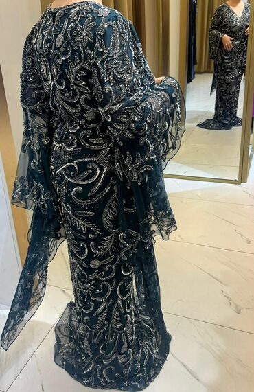 Ziyafət donları: Qaraya çalan yaşıl rəngli, uzun ziyafət/libas - Material: şəffaf — 20