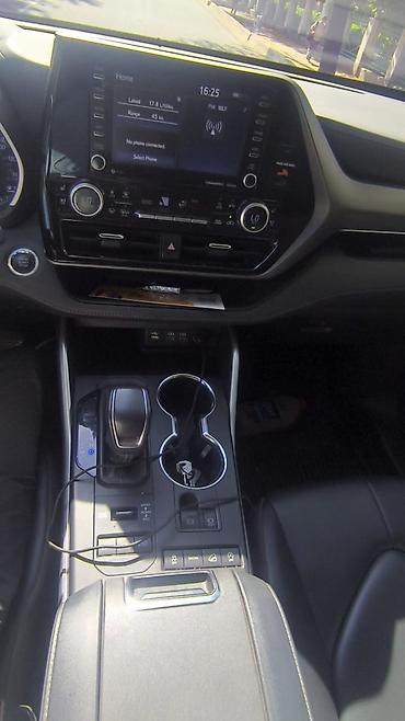 crv 2: Toyota Highlander: 2022 г., 3.5 л, Автомат, Бензин, Кроссовер — 4